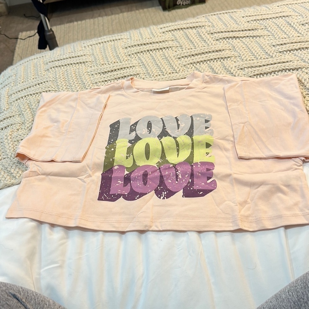 Abound Crop Tee Peach Size M NWT
